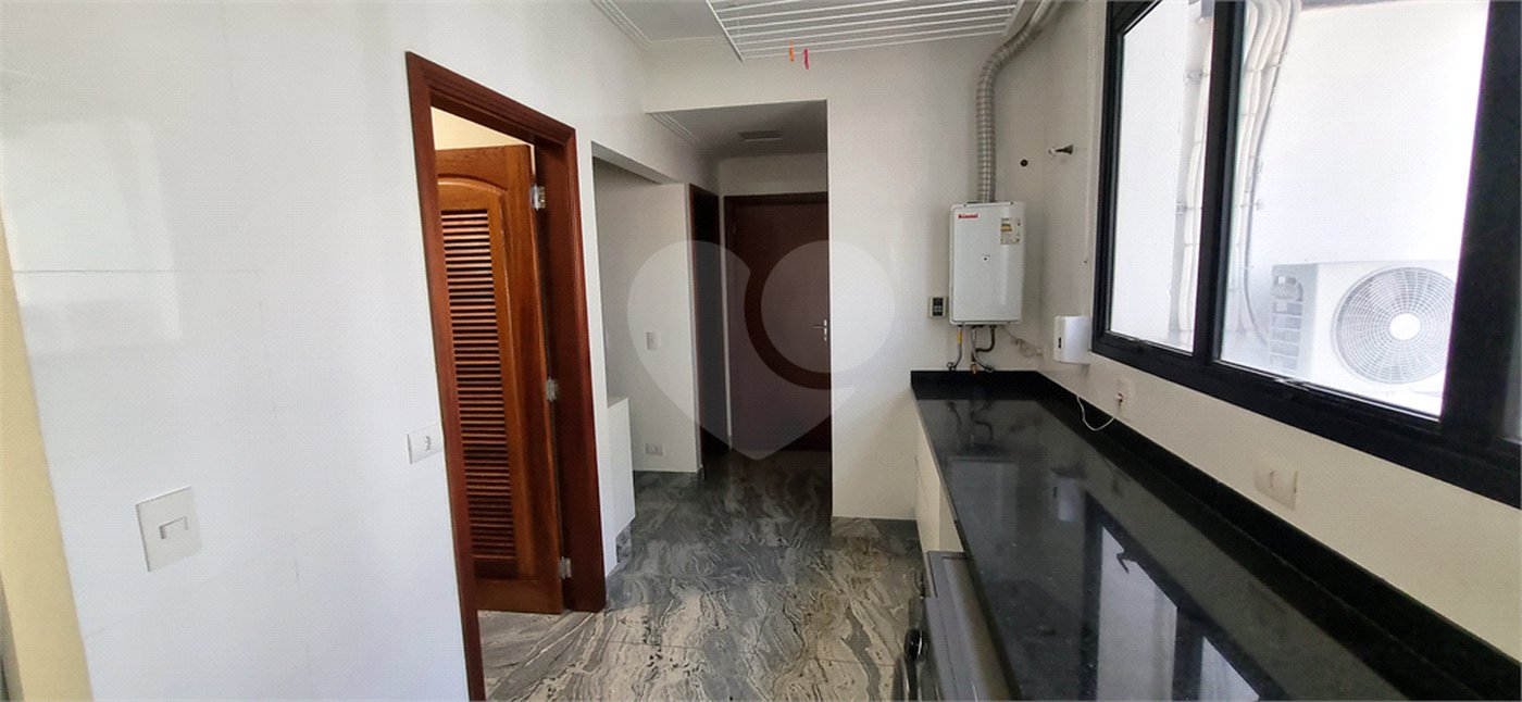 Apartamento à venda com 4 quartos, sendo 3 suítes, em Santana, São Paulo, SP