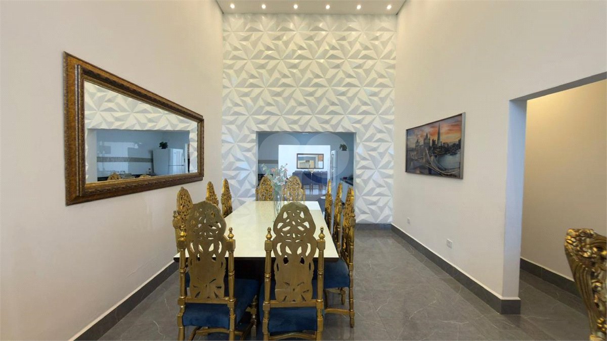 Casa à venda com 3 suítes no condomínio Campos do Conde I e II, Sorocaba - SP