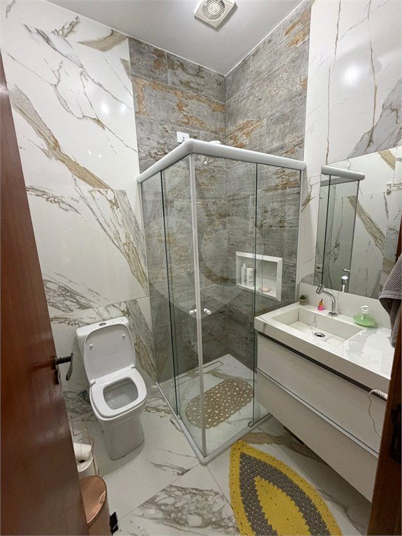 Sobrado à venda com 4 quartos, sendo 2 suítes, em Vila Medeiros, São Paulo, SP