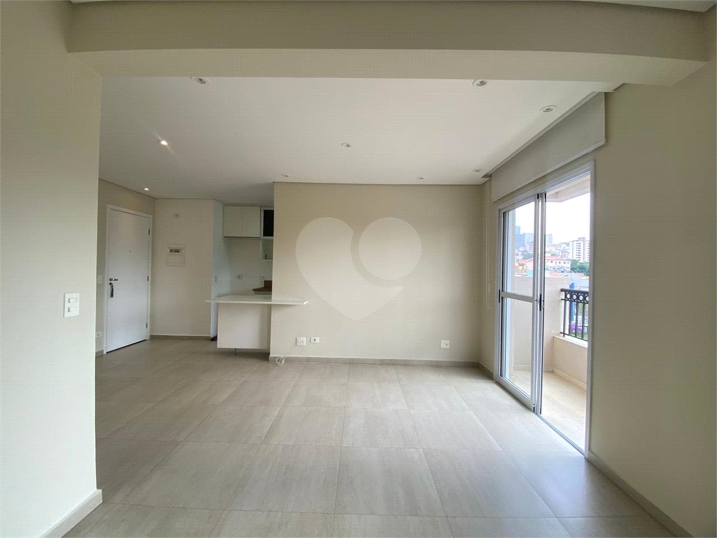 Apartamento à venda ou para alugar com 2 quartos, sendo 1 suíte, em Parada Inglesa, São Paulo, SP