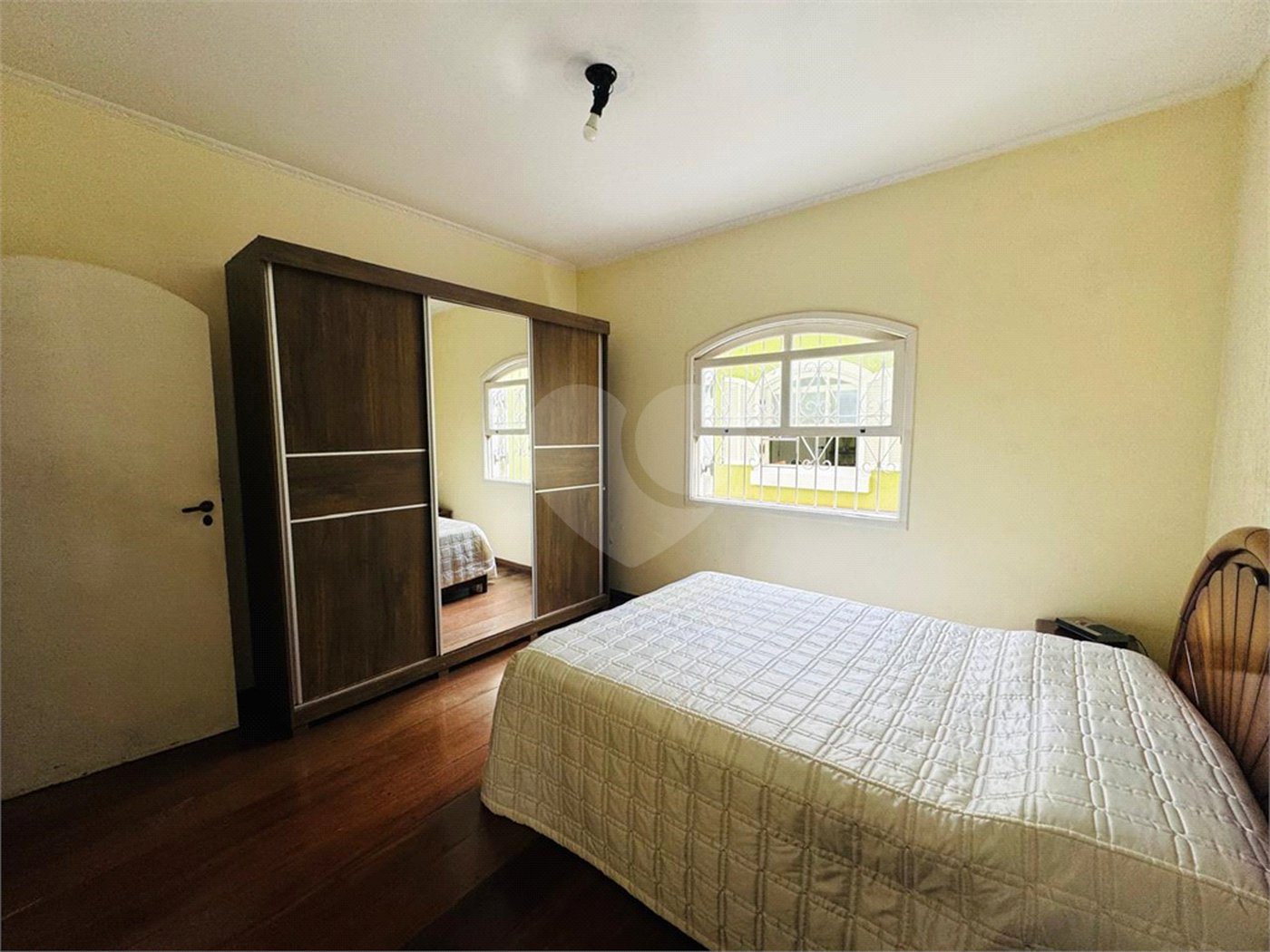 Casa à venda com 4 quartos, sendo 1 suíte,  em Vila Galvão, Guarulhos, SP