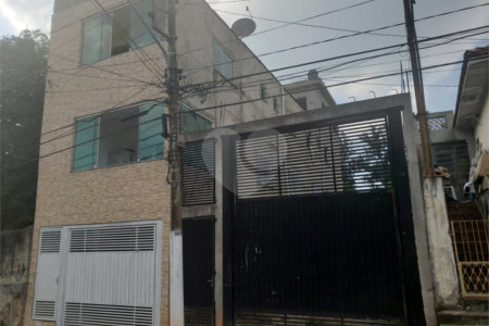 Sobrado à venda com 4 quartos, sendo 2 suítes, em Vila Mazzei, São Paulo, SP