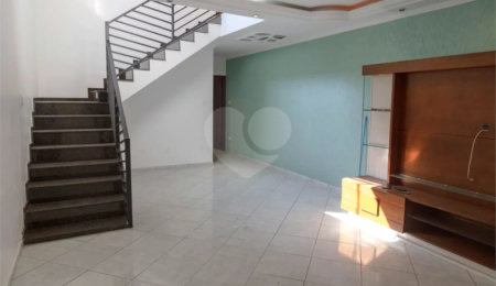 Casa à venda com 3 suítes em Vila Flórida, Guarulhos, SP
