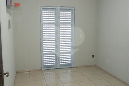 Casa à venda com 3 quartos, sendo 1 suíte, em Jardim dos Ipês, Mairinque, SP