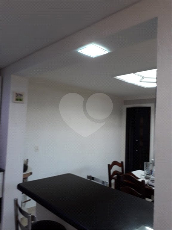 Sobrado à venda com 3 quartos, sendo 1 suíte, em Jardim Santa Mena, Guarulhos, SP