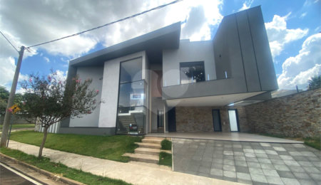 Casa à venda com 3 suítes no condomínio Damha III, São Carlos - SP
