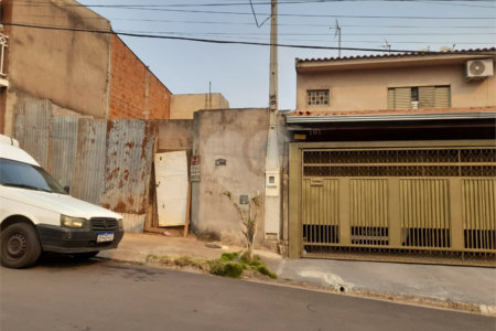 Casa em Construção à Venda no Bairro Romeu Tortorelli