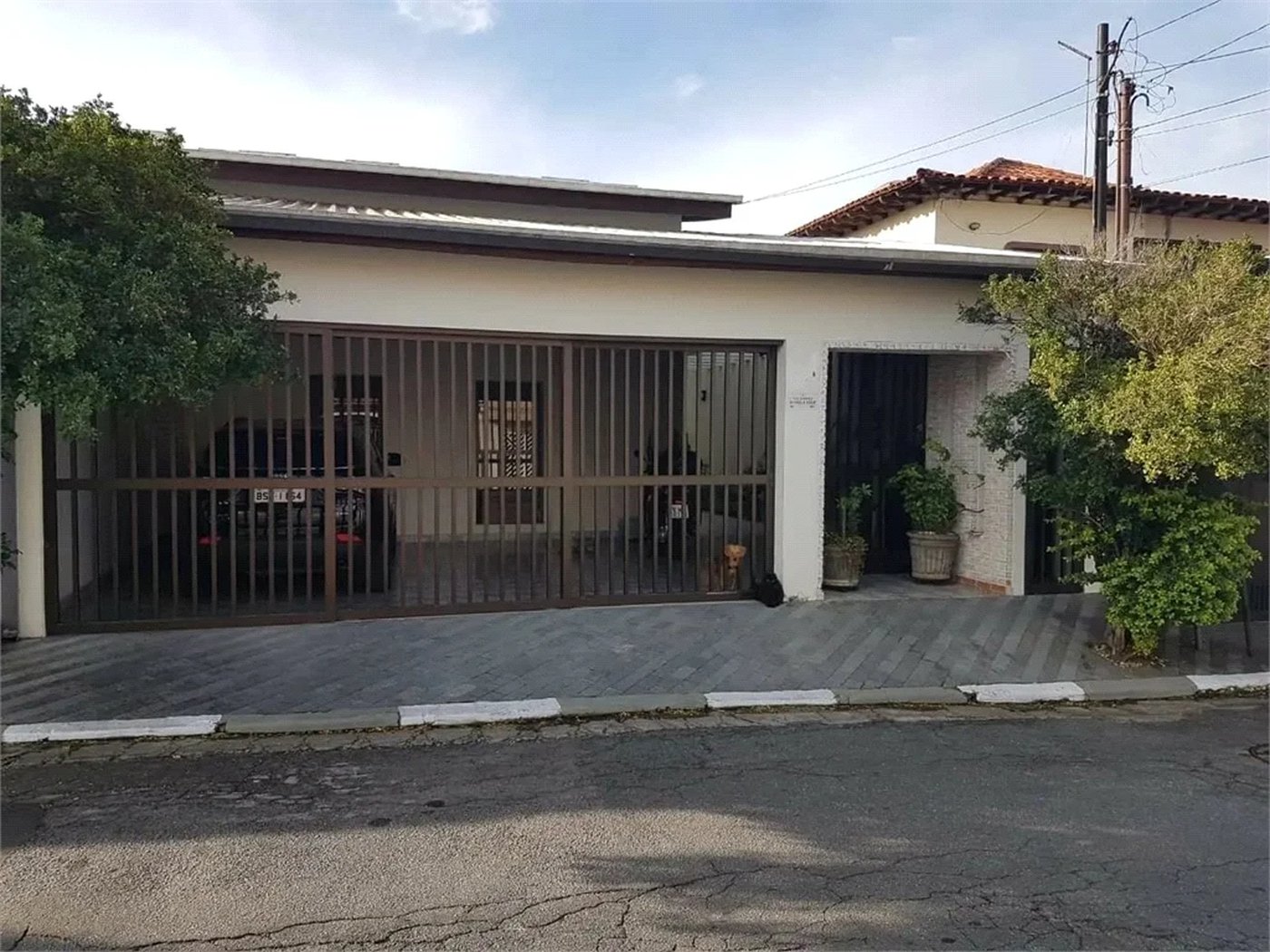 More numa mansão em um bolsão fechado de imóveis !!!!