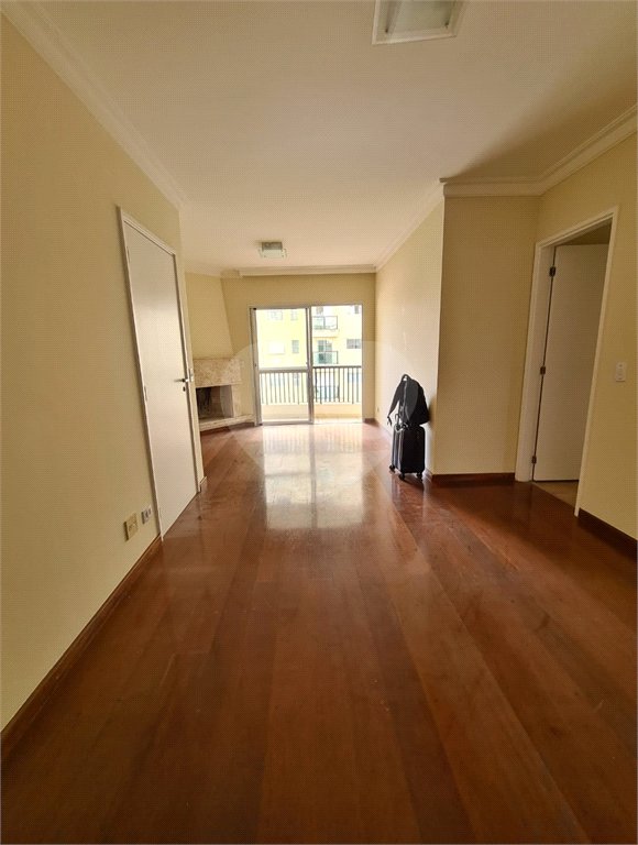 Apartamento à venda com 3 quartos, sendo 1 suíte,  em Alto da Boa Vista, São Paulo, SP