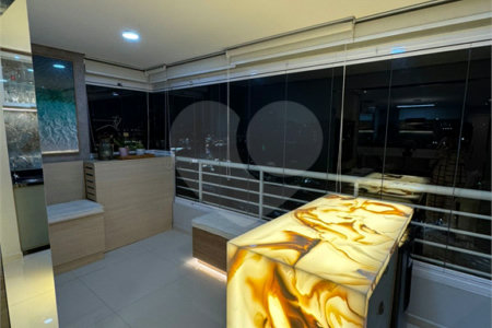 Apartamento à venda com 2 quartos, sendo 1 suíte,  no Centro, São Bernardo do Campo, SP