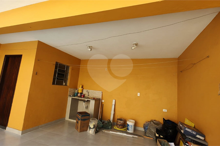 Sobrado à venda com 3 quartos, sendo 1 suíte,  em Artur Alvim, São Paulo, SP