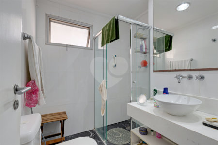 Apartamento à venda com 2 quartos, sendo 1 suíte, em Alto da Boa Vista, São Paulo, SP