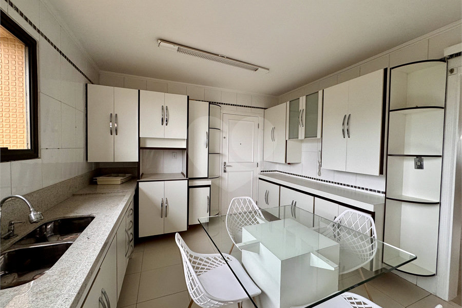 Apartamento à venda com 4 quartos, sendo 1 suíte,  em Horto Florestal, São Paulo, SP