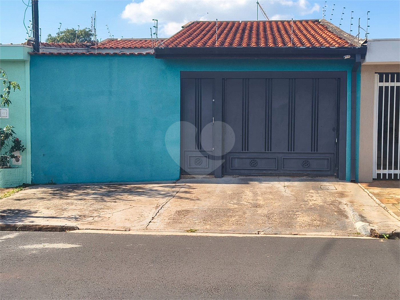Casa à venda com 2 quartos, sendo 1 suíte,  em Jardim Interlagos, Ribeirão Preto, SP