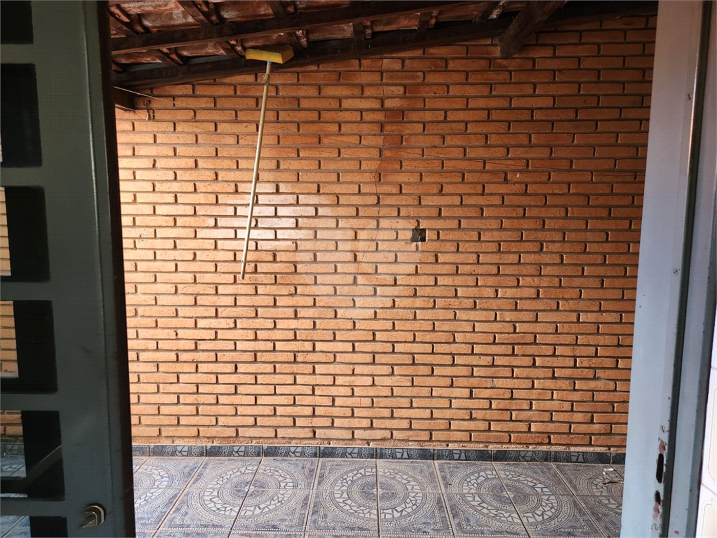 Casa à venda com 2 quartos em Vila Santa Maria (vila Xavier), Araraquara, SP