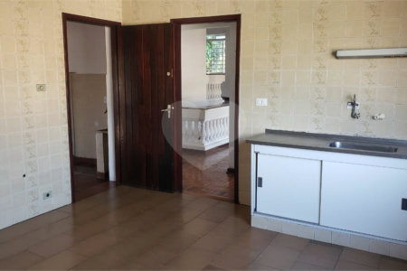 Sobrado à venda com 3 quartos, sendo 1 suíte, em Horto Florestal, São Paulo, SP