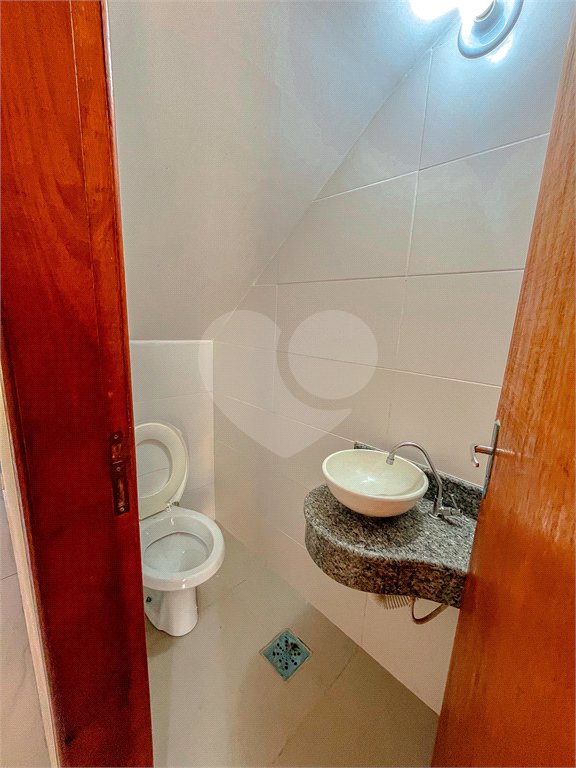 Casa à venda com 4 quartos, sendo 1 suíte, no condomínio Imperial Santa Cruz, Rio de Janeiro - RJ