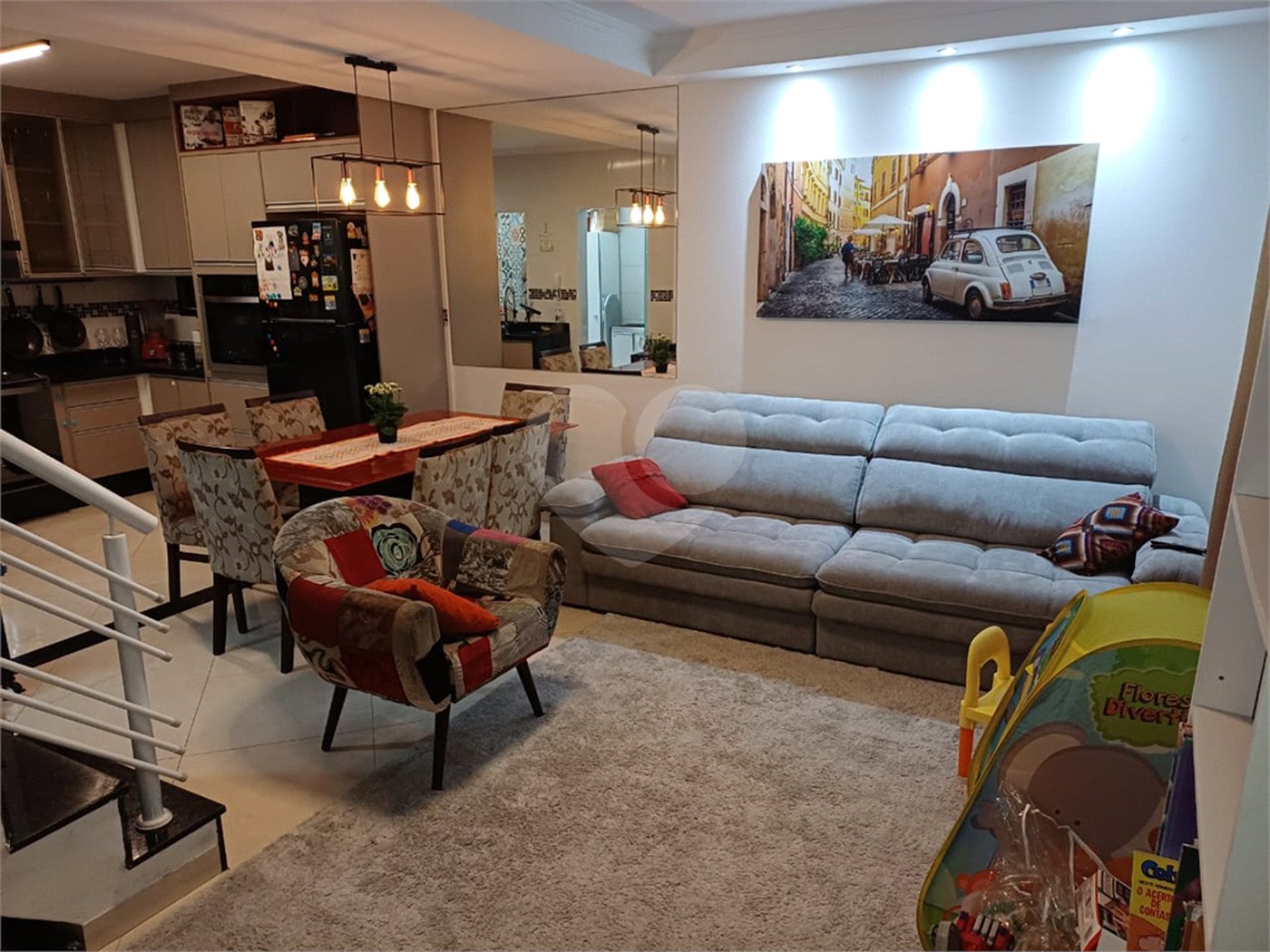 Casa à venda com 3 quartos, sendo 1 suíte,  no condomínio Residencial Shekinah, São Paulo - SP