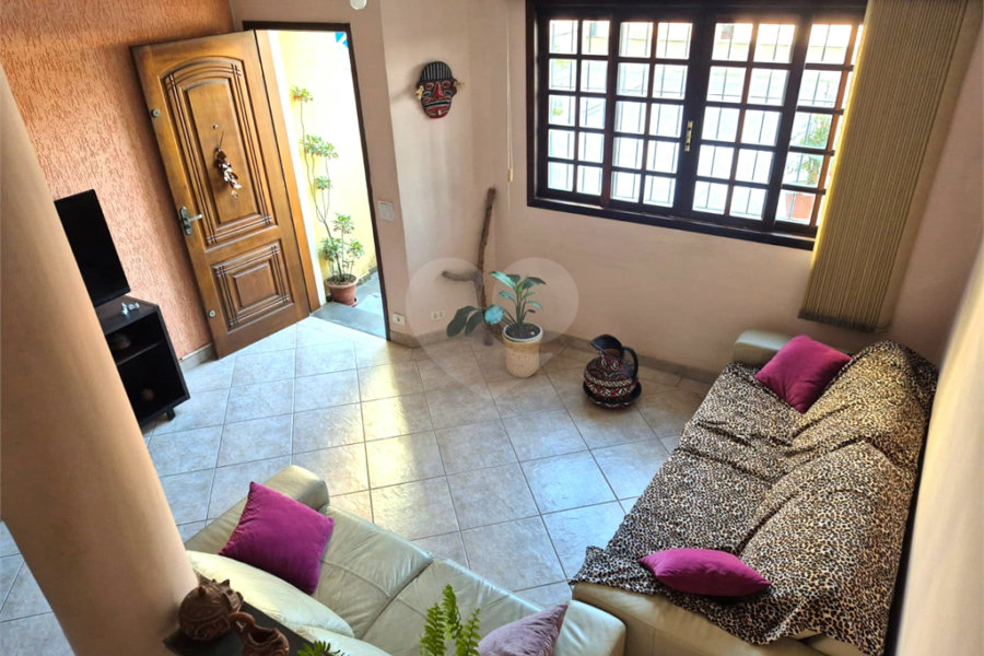 Sobrado à venda com 4 quartos em Tremembé, São Paulo, SP