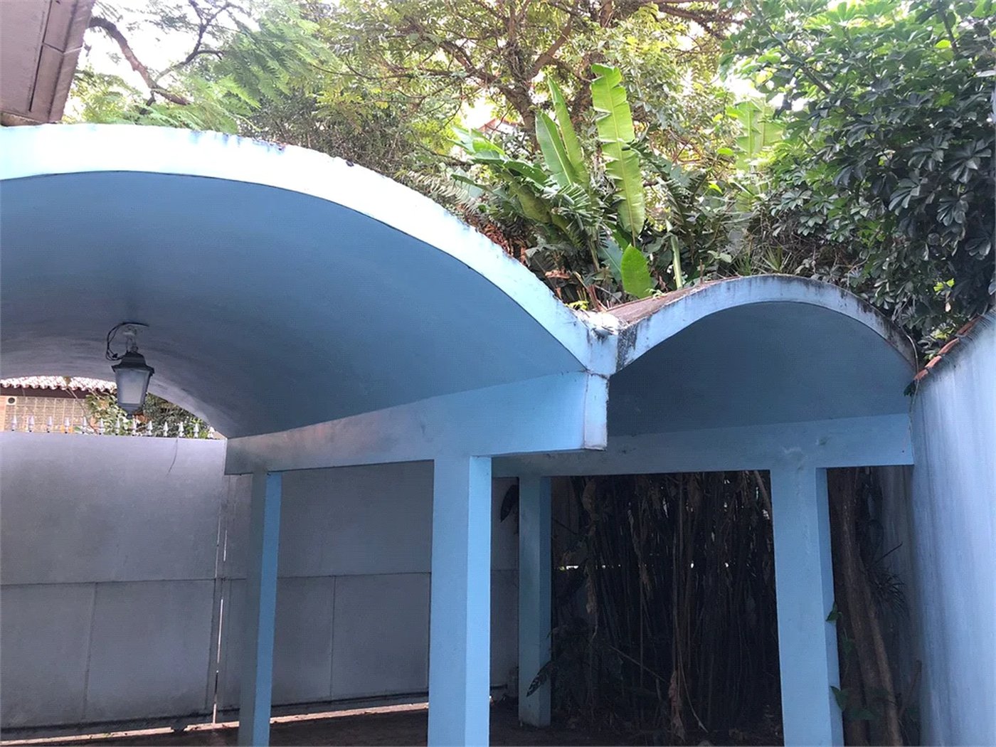 Casa Térrea à venda com 4 quartos, sendo 2 suítes,  em Jardim das Bandeiras, São Paulo, SP