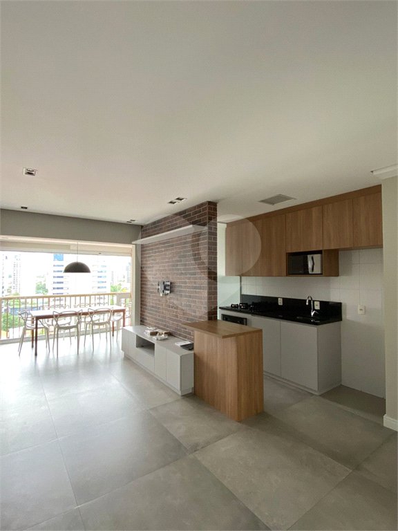 Apartamento para alugar com 2 quartos, sendo 1 suíte,  em Vila Gertrudes, São Paulo, SP