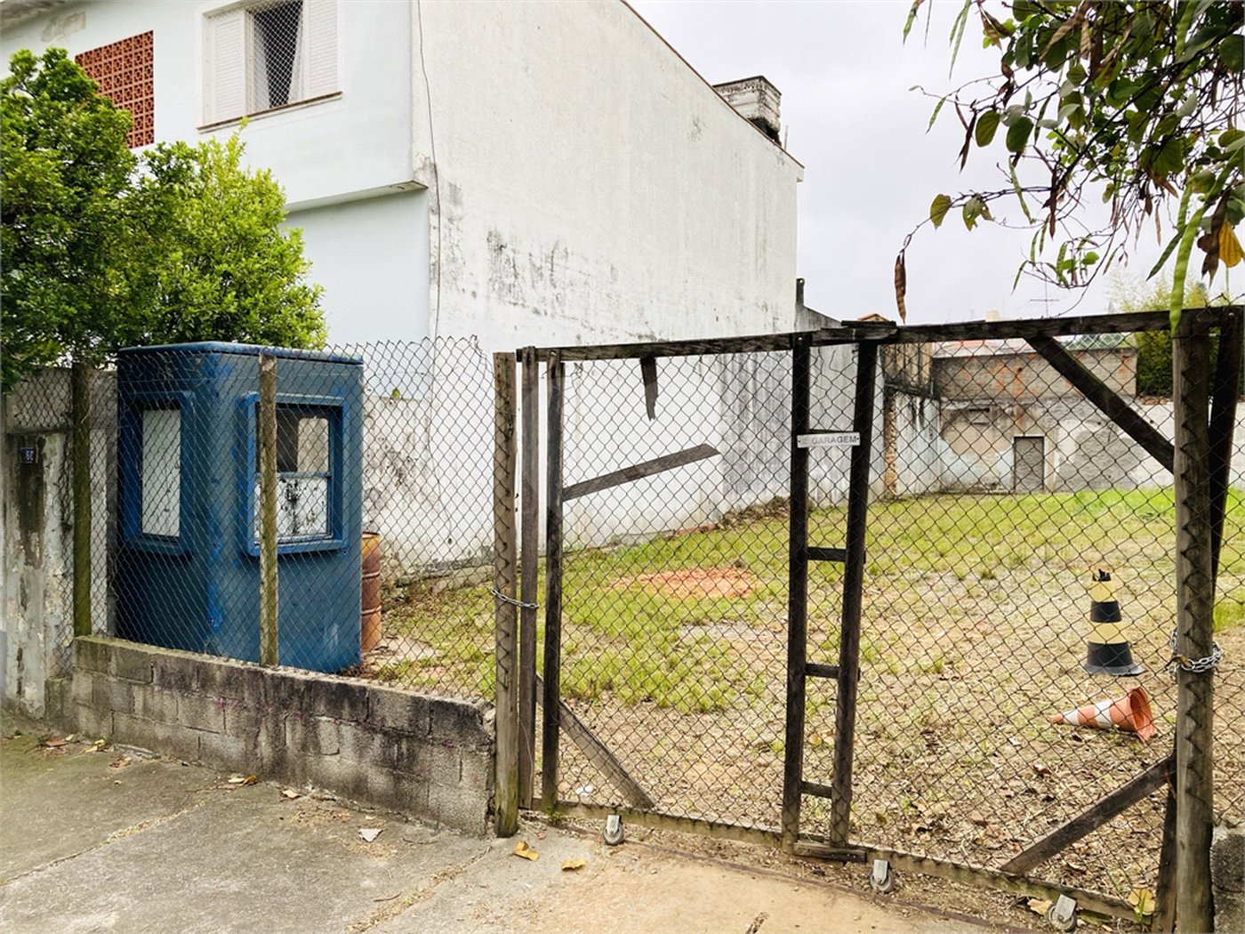 Terreno à venda em Jardim Esmeralda, São Paulo, SP