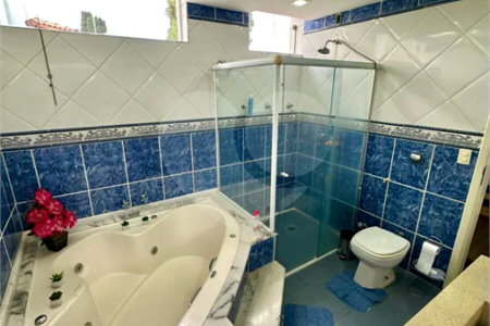 Casa de Alto Padrão à Venda no Parque dos Pássaros – 350 m²