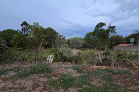 Terreno à venda em Chácara Velosa, Araraquara, SP