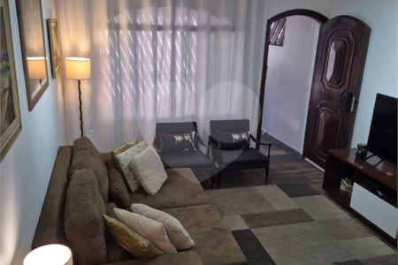 Sobrado à venda com 2 quartos em Vila Gumercindo, São Paulo, SP