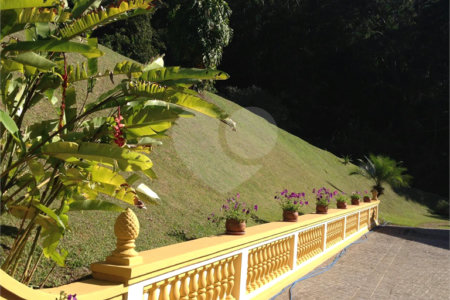Sítio à venda com 4 quartos, sendo 1 suíte, no Centro, Piracaia, SP