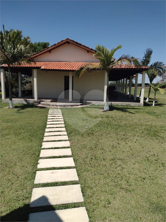 Sítio à venda com 4 quartos no Centro, Araçoiaba da Serra, SP