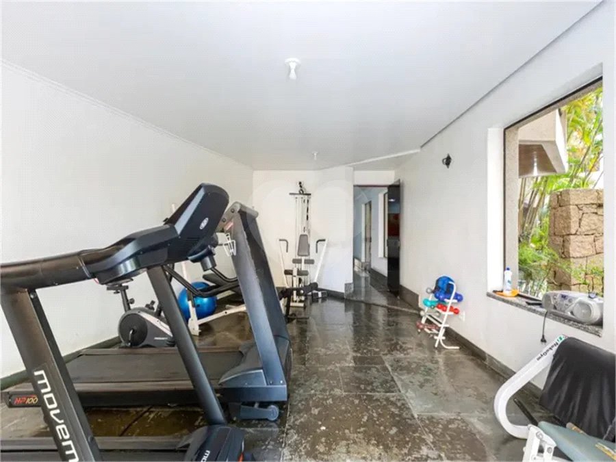 Apartamento à venda ou para alugar com 3 suítes em Real Parque, São Paulo, SP