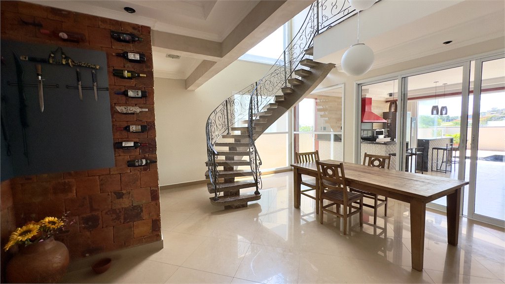 Casa à venda com 5 quartos, sendo 3 suítes, no condomínio Residencial Helvetia Park, Indaiatuba - SP
