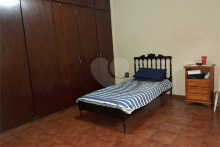 Casa à venda com 5 quartos, sendo 1 suíte,  em Jardim Anhangüera, Ribeirão Preto, SP