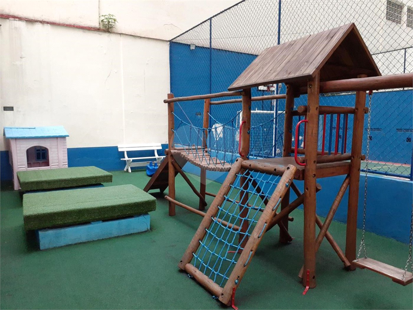 Apartamento à venda com 3 quartos, sendo 1 suíte, em Jardim Paulista, São Paulo, SP