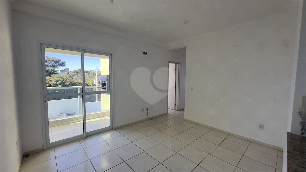 Apartamento para alugar com 3 quartos, sendo 1 suíte, em Jardim Sevilha, Indaiatuba, SP