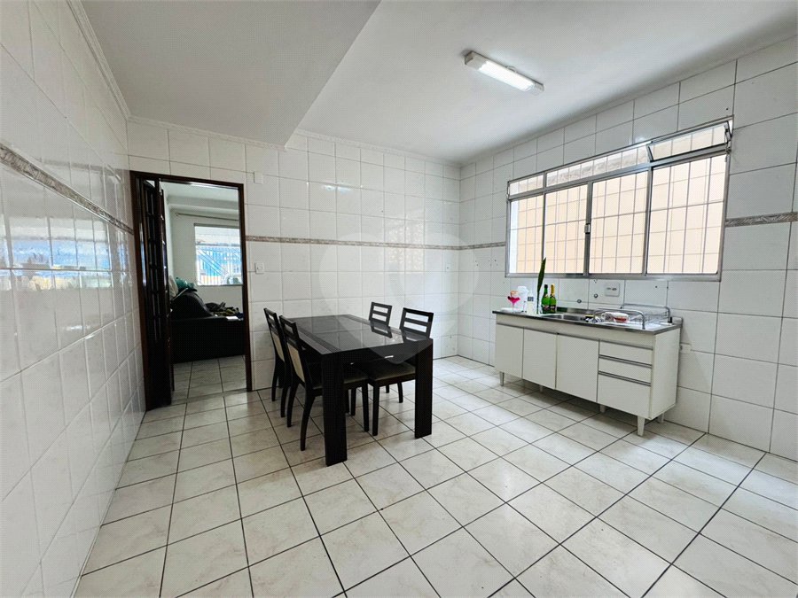 Casa à venda com 3 quartos, sendo 1 suíte,  em Vila Leonor, Guarulhos, SP