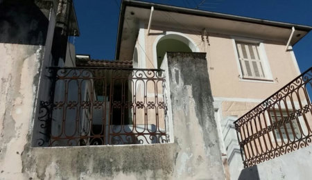 Sobrado à venda com 7 quartos em Tremembé, São Paulo, SP