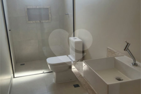 Casa à venda com 3 suítes no condomínio Floradas Paratey, São José dos Campos - SP