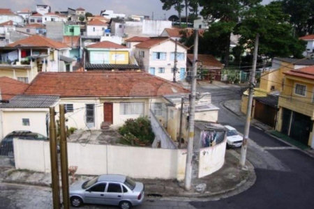 Sobrado à venda com 2 quartos em Vila Nivi, São Paulo, SP