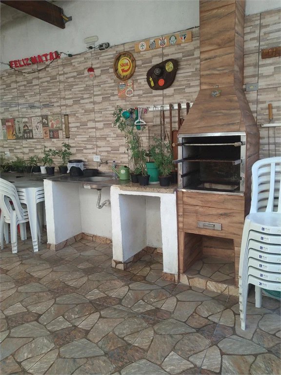 Casa à venda com 4 quartos, sendo 1 suíte, em Vila Pirajussara, São Paulo, SP