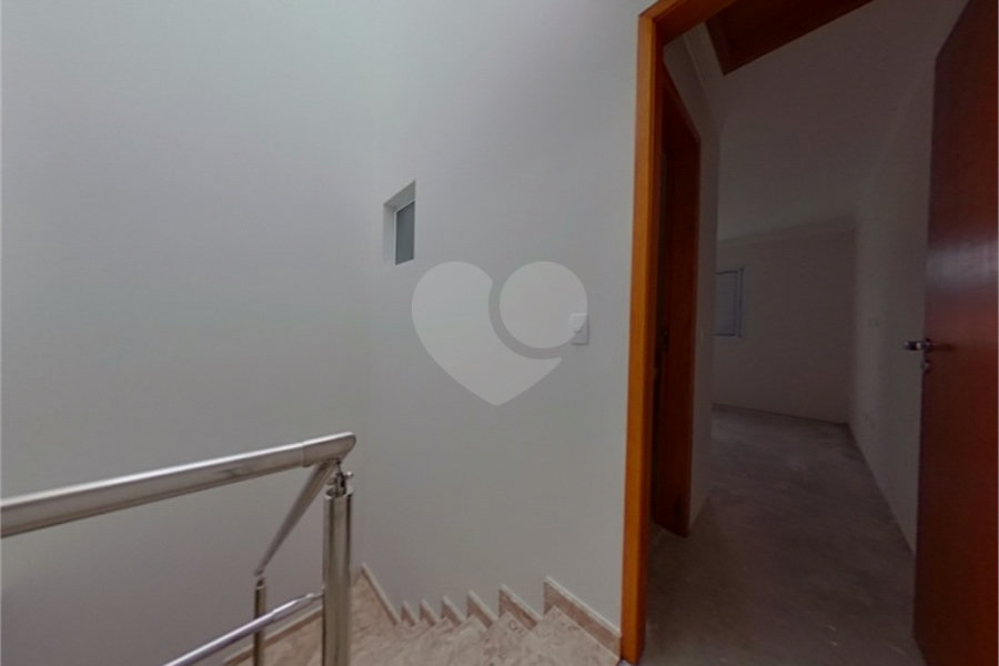Casa à venda com 3 suítes no condomínio Residencial Gaya, São Paulo - SP