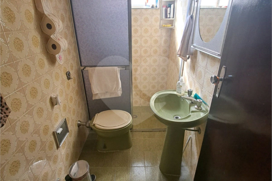 Sobrado à venda com 3 quartos em Vila Sabrina, São Paulo, SP