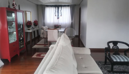 Apartamento à venda ou para alugar com 4 quartos, sendo 1 suíte,  em Vila Andrade, São Paulo, SP