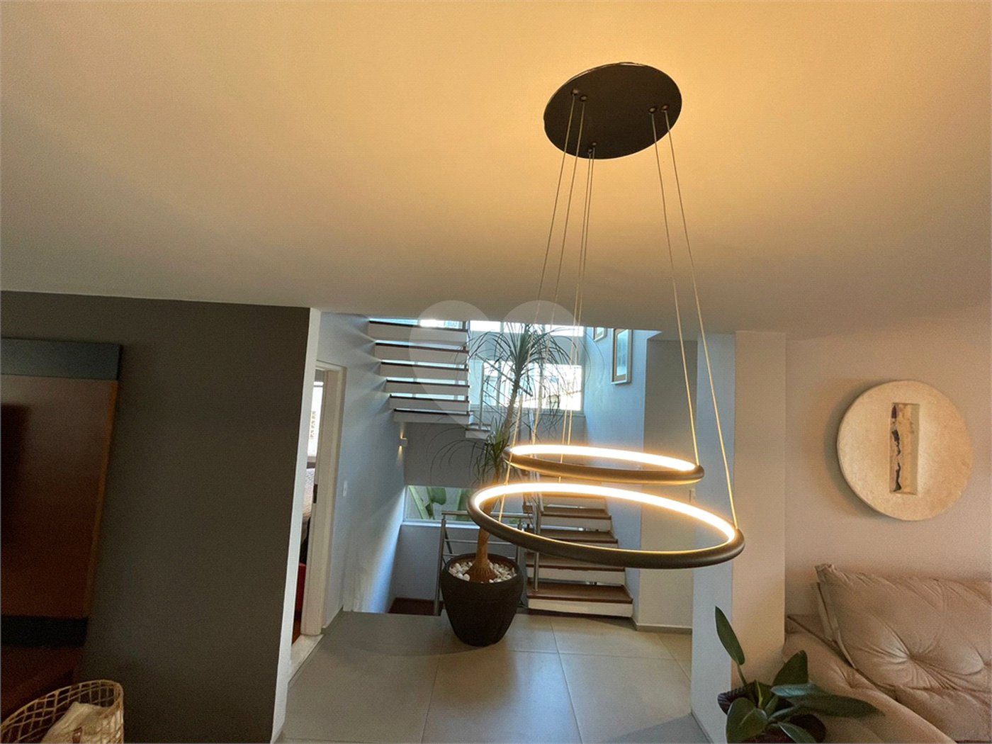 Casa à venda com 4 suítes no condomínio Fechado, São Paulo - SP