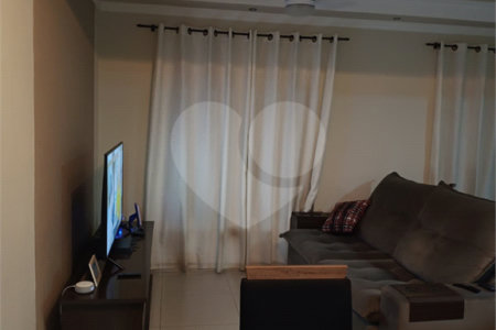Sobrado à venda com 3 quartos, sendo 2 suítes,  em Jardim Wanel Ville V, Sorocaba, SP