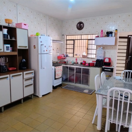 Casa à venda com 4 quartos em Vila Monteiro, Itapetininga, SP