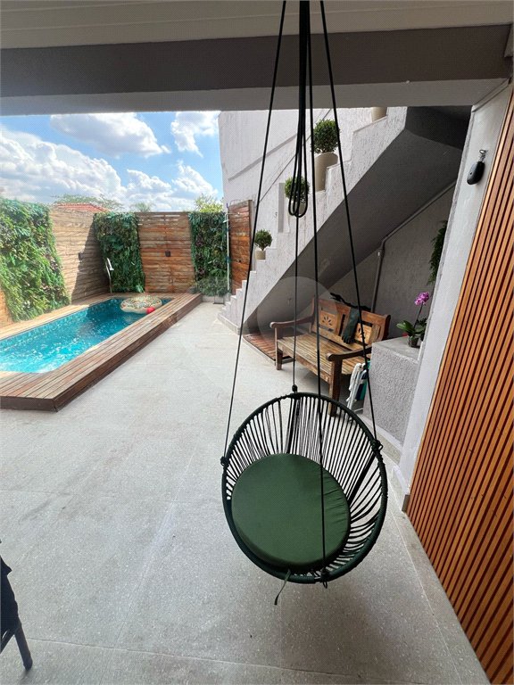 Sobrado à venda com 3 quartos, sendo 1 suíte,  em Vila Irmãos Arnoni, São Paulo, SP