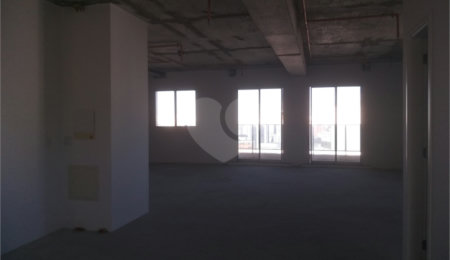 Sala à venda em Liberdade, São Paulo, SP