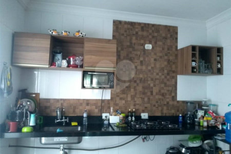 Casa à venda com 4 quartos, sendo 1 suíte, em Parque Santa Rosa, Suzano, SP